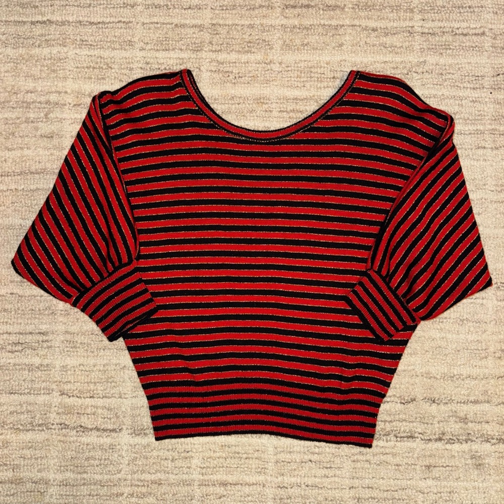Cropped Scoop Neck Sweater 3/4 Balloon Sleeve Red Black Metalic Gold